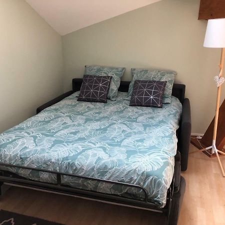 Gite Celeste Pour 6 Personnes Mardeuil Exterior photo