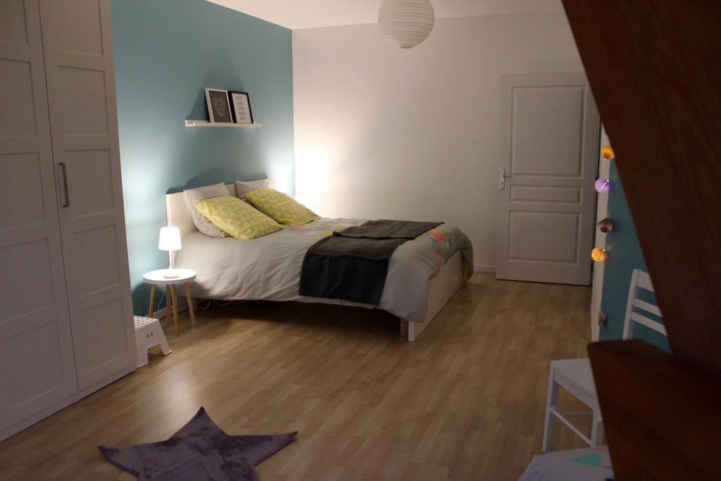 Gite Celeste Pour 6 Personnes Mardeuil Exterior photo