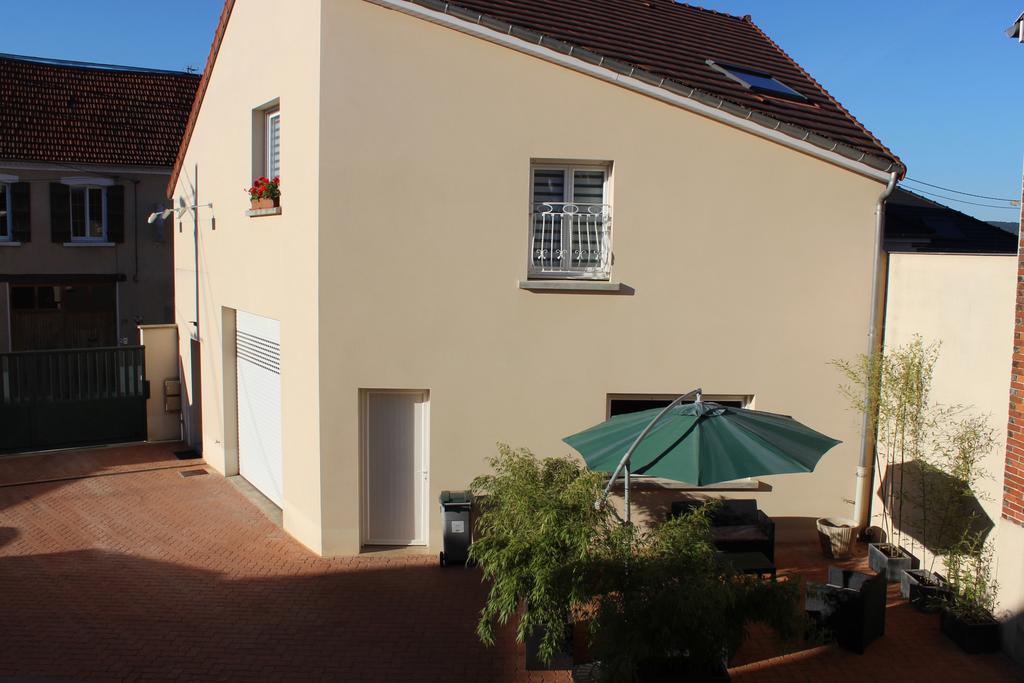 Gite Celeste Pour 6 Personnes Mardeuil Exterior photo