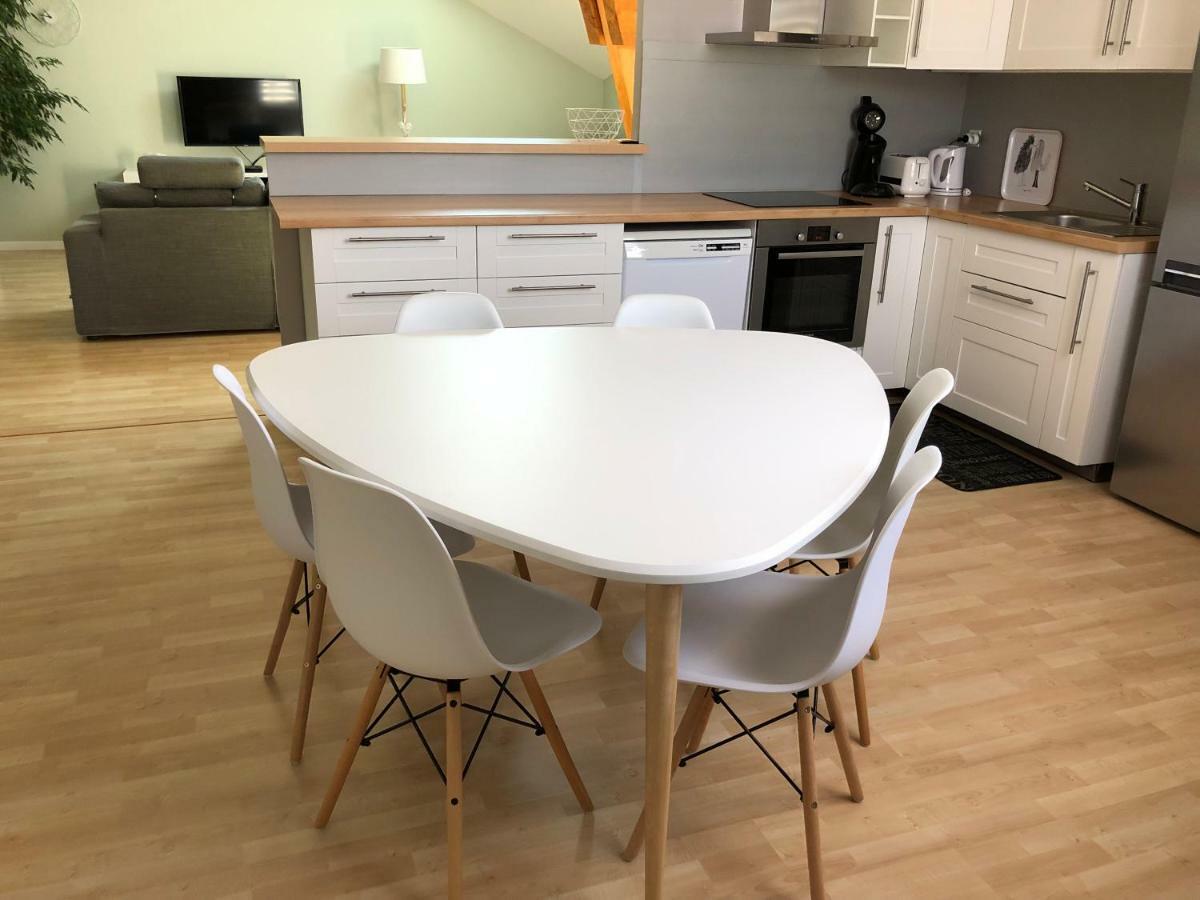 Gite Celeste Pour 6 Personnes Mardeuil Exterior photo